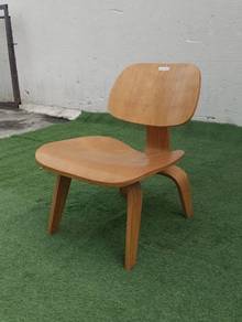 YF04G Kerusi Kayu Designer Wooden Chair EAMES LCW