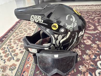 helmet motocross