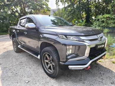 Mitsubishi Triton VGT A/T PREMIUM in Butterworth, PNG