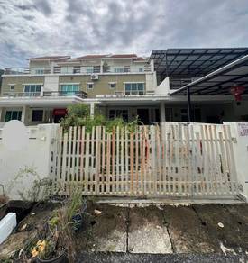 3-storey Terraced House For Sale in Balik Pulau,PNG