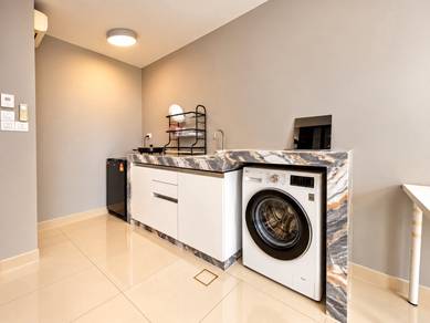 Studio For Rent in Trefoil
