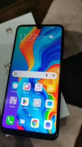 Huawei Nova 4e