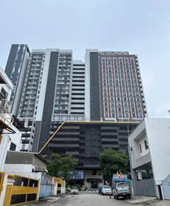 Service Residence For Rent in Armani Suite @ The Glenz