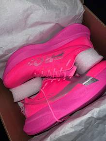 Kasut running Xstep Pro