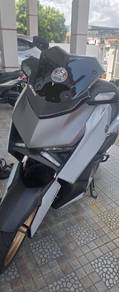 Yamaha XMAX