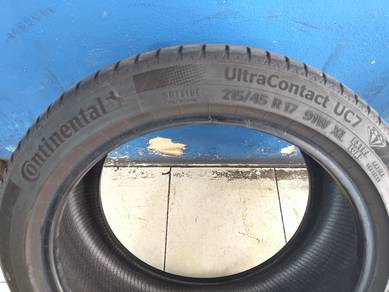 Continental UltraContact UC7 215/45 R17