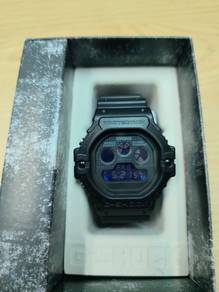 Casio G-Shock DW-5900UBB-1DR (Tapak Kucing)