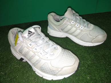 ITEM BUNDLE_Kasut Sukan Sport Shoes size 6us