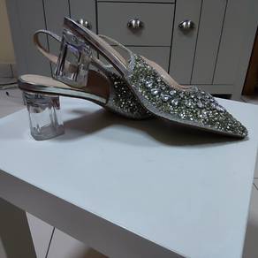 Bride Shoes suitable for wedding or bridal