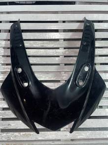 Headcowl R15 v3 glossy black