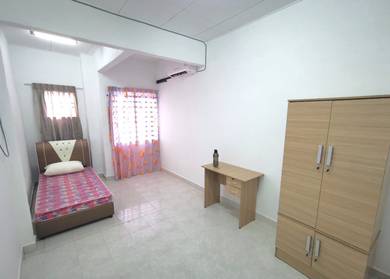 Room in Kulim, KDH