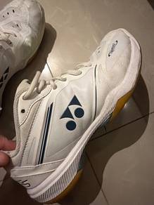 kasut badminton