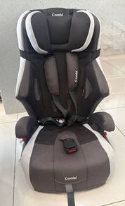 baby car sitting