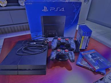 PS4 Fat Complete Set Ori Box 2 Controllers 6 CDs