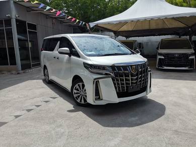 Toyota Alphard S TYPE GOLD II in Old Klang Road, KUL