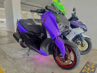 Yamaha XMAX