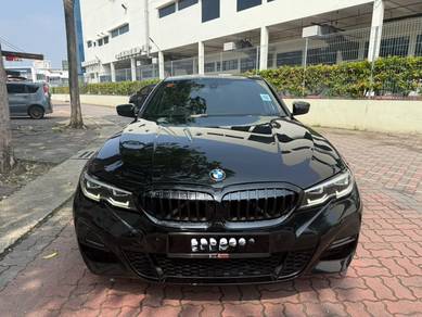 BMW 330i 330i M SPORT in Juru, PNG