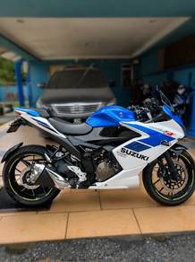 Suzuki Gixxer SF250 GP Edition