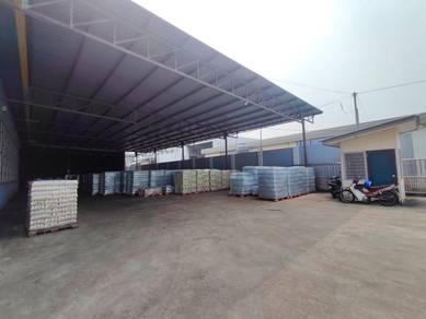 Warehouse / Factory For Rent in Rembia,MLK