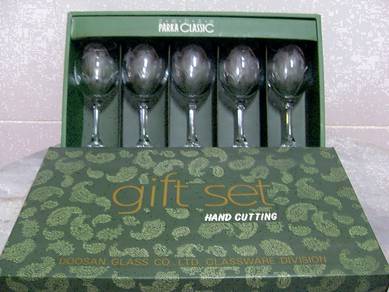 Hand-Cut Stem Glasses - Set of 5
