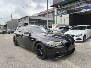 BMW 520i 20i (CKD) in Johor Bahru, JHR