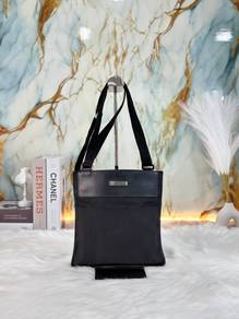 Gucci GG Canvas Shoulder Bag