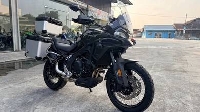 CFMOTO 700MT