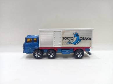 Vintage 1975 Tomica No. 7 Mitsubishi Fuso Truck