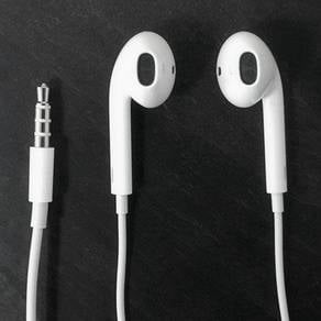 iPhone earphones come in two main categories: wire