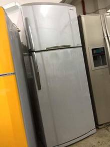 Toshiba Big Fridge 2 doors Refrigerator Peti Sejuk