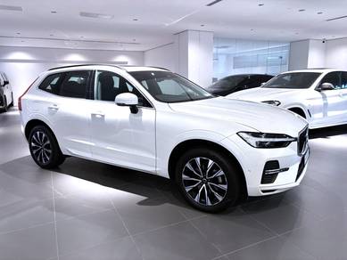 2025 Volvo XC60 B5 PLUS