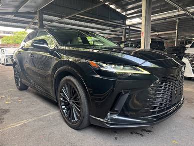 Lexus RX 350 VERSION L in Petaling Jaya, SGR