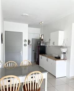 Condominium For Rent in Tropicana Bay Residences @ PWC