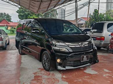 Toyota Vellfire Z GOLDEN EYES in Gombak, KUL