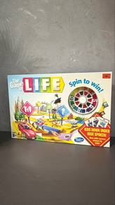 Hasbro The Game of Life Board Game