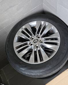 Toyota Alphard AGH40 18' original rims and tyres