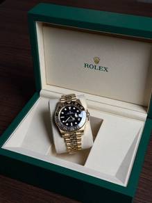 ‎LIKE NEW ROLEX GMT-Master 126718GRNR ( 2025 )