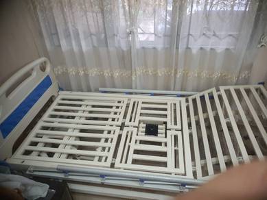Electric medical bed
