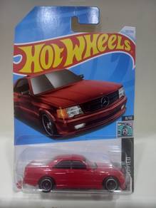 Hot Wheels '89 Mercedes-Benz 560 SEC AMG Car