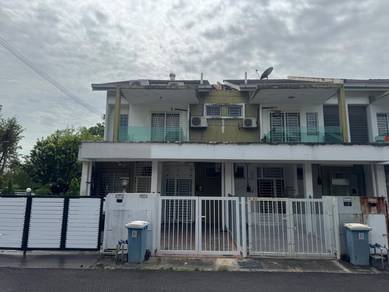 Townhouse For Sale in Puchong,SGR