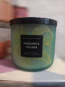Bath & Body Works 3-Wick Candle – Personal Collect