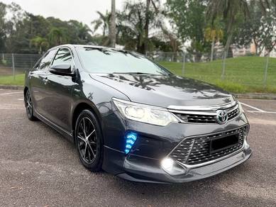 2016 Toyota Camry HYBRID LUXURY