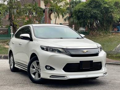Toyota Harrier ELEGANCE in Puchong, SGR