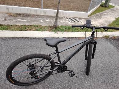 Mountain bike - adult 