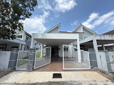 Semi-Detached House For Rent in Durian Tunggal,MLK
