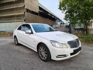 2012 Mercedes Benz E200 200 CGI BlueEFCY ELEGANCE