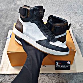 Louis Vuitton Rivolu High Sneakers