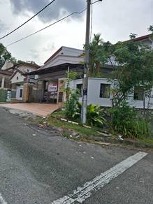 Semi-Detached House For Sale in Seri Kembangan,SGR