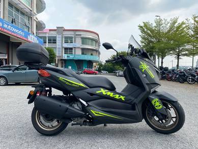 Yamaha XMAX