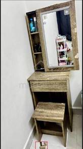 Dressing Table with Mirror / Meja solek